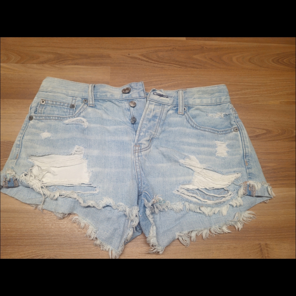 American Eagle Outfitters Light Blue Distressed Jean Shorts